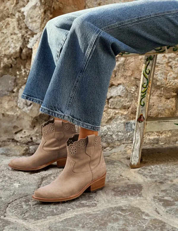 Cali Broderie Suede Cowboy Boot - Sand