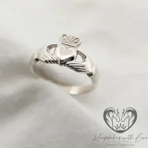 Small Sterling Silver Claddagh Ring